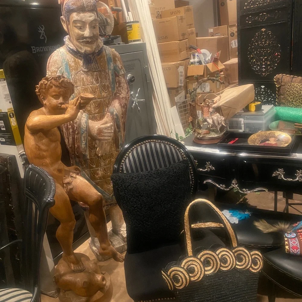 Estate Sale Contact if you are interested in Antique or Vintage HIGH END items! - Picture 4 of 17